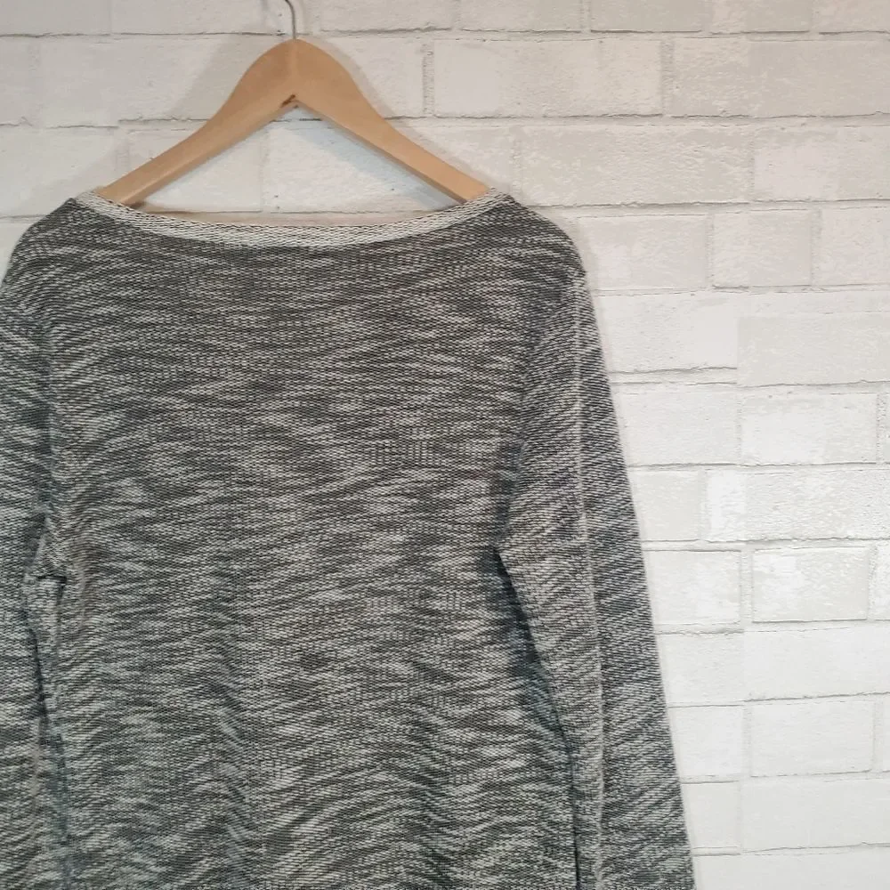 Foreign Exchange sweater - Picture 11 of 15